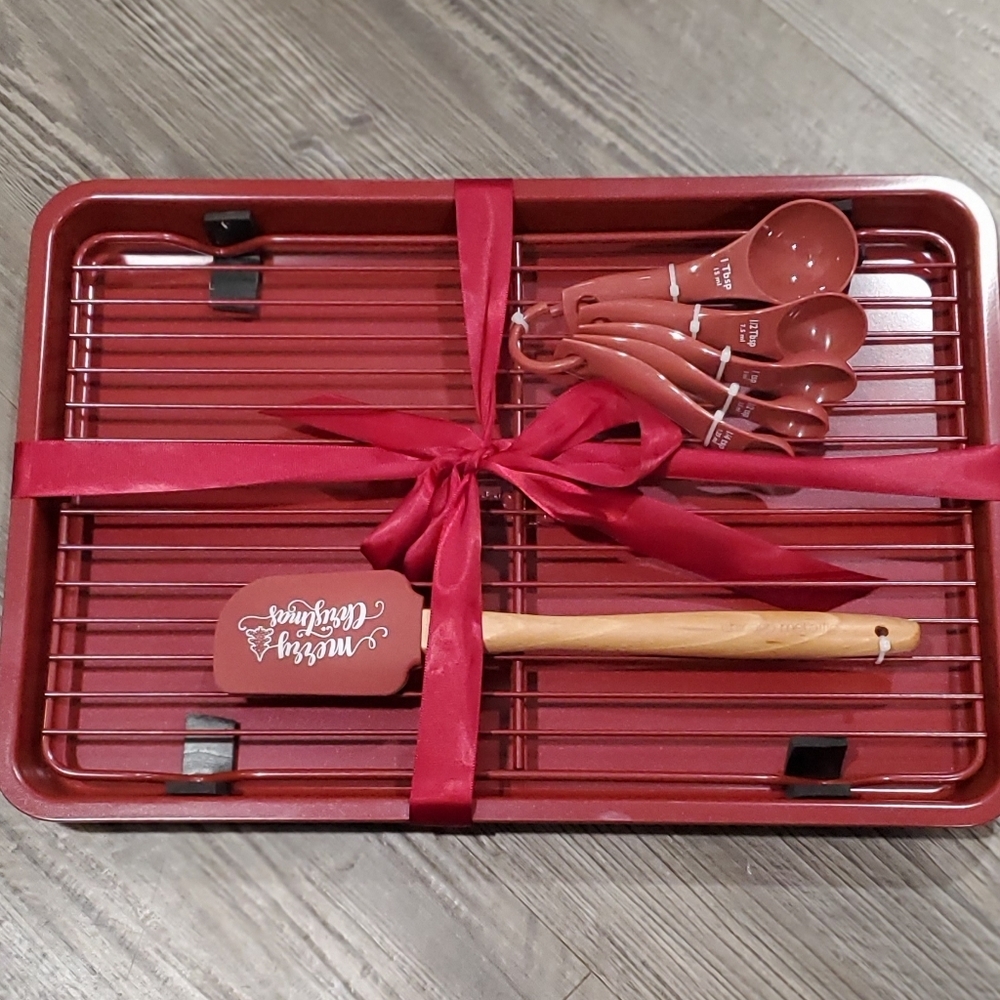 Chicago Metallic Merry Christmas Baking Sheet Gift Sets Red